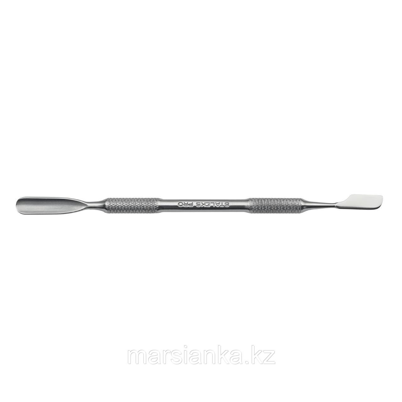 P7-10-05 Лопатка маникюрная Staleks (скругленный пушер+топорик)
