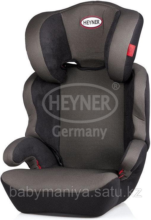 Автокресло Heyner MaxiProtect AERO Pantera Black