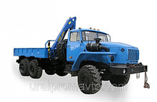 Бортовой автомобиль УРАЛ-4320 с КМУ ИМ-50 за кабиной