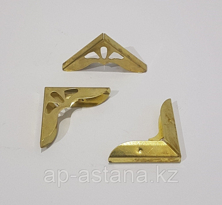 Уголок металл "Античный" золото 3,1х3,1х0,7 см - фото 1 - id-p59950223