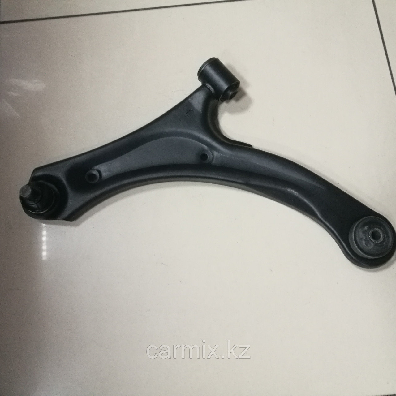 Рычаг передний нижний левый SUZUKI LIANA RH413/RH416