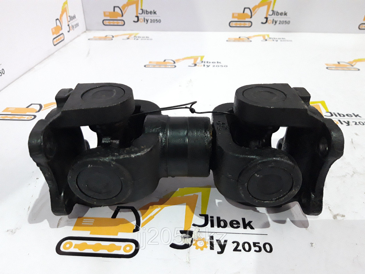 Карданный вал привода гидравлического насос 