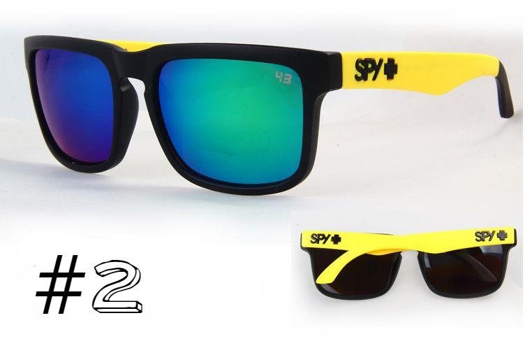 Солнцезащитные очки SPY+ Helm черная оправа,желтые дужки