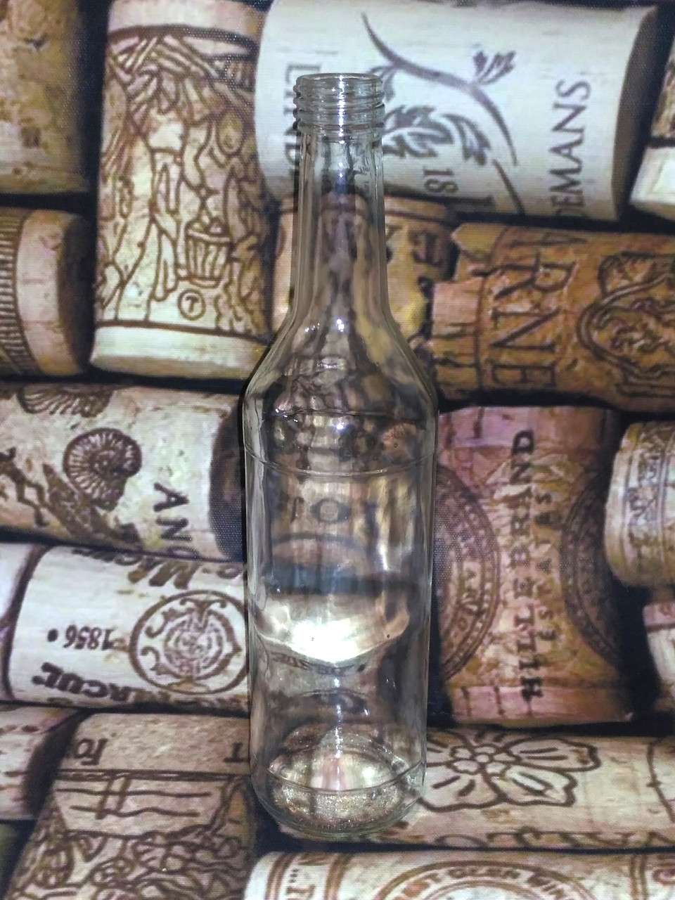 Бутылка стеклянная "Гост" (венчик 28мм.), 0,5 литра (60 шт. мешок) - фото 1 - id-p60043199