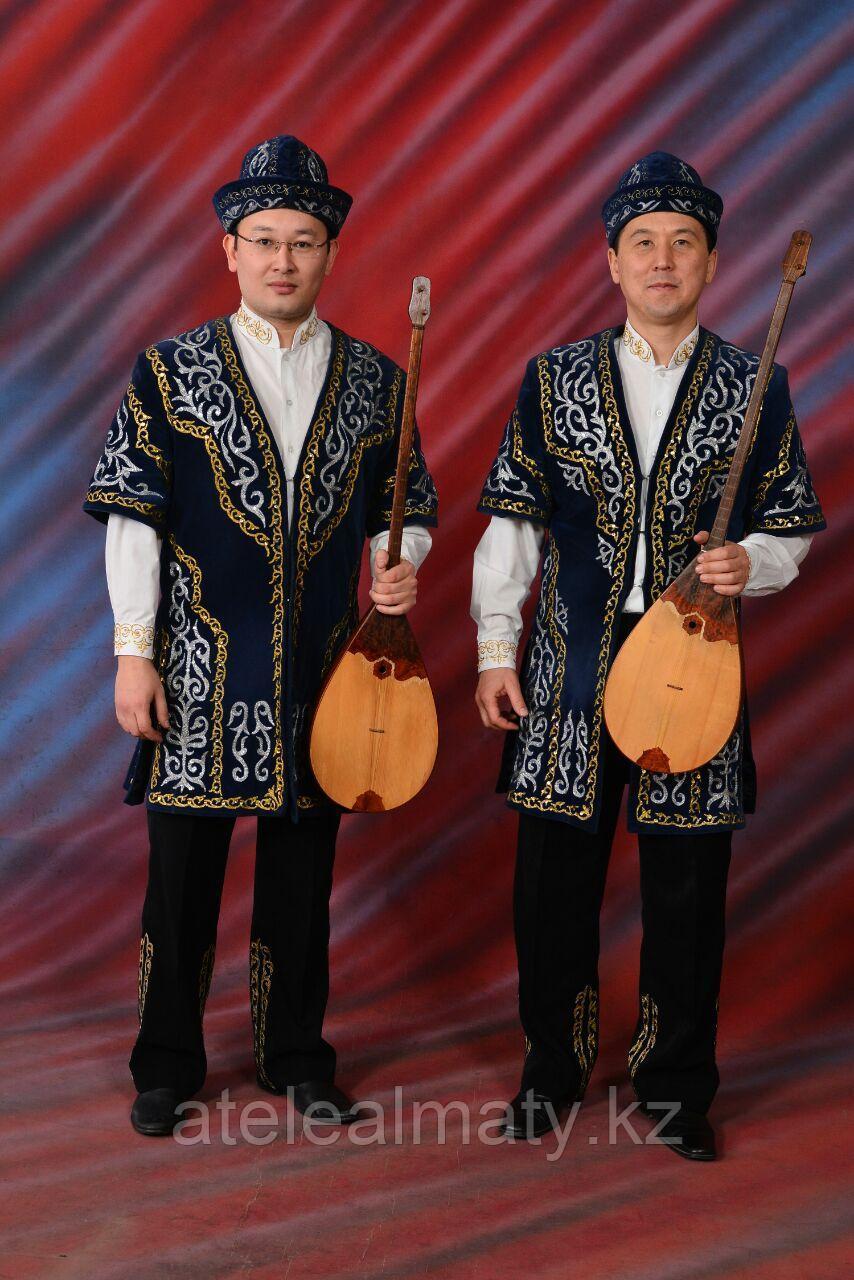 Казахский национальный костюм мужской
