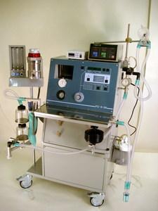 Аппарат ИВЛ во время наркоза или реанимации с электронным таблоРО-6-06 мод.574