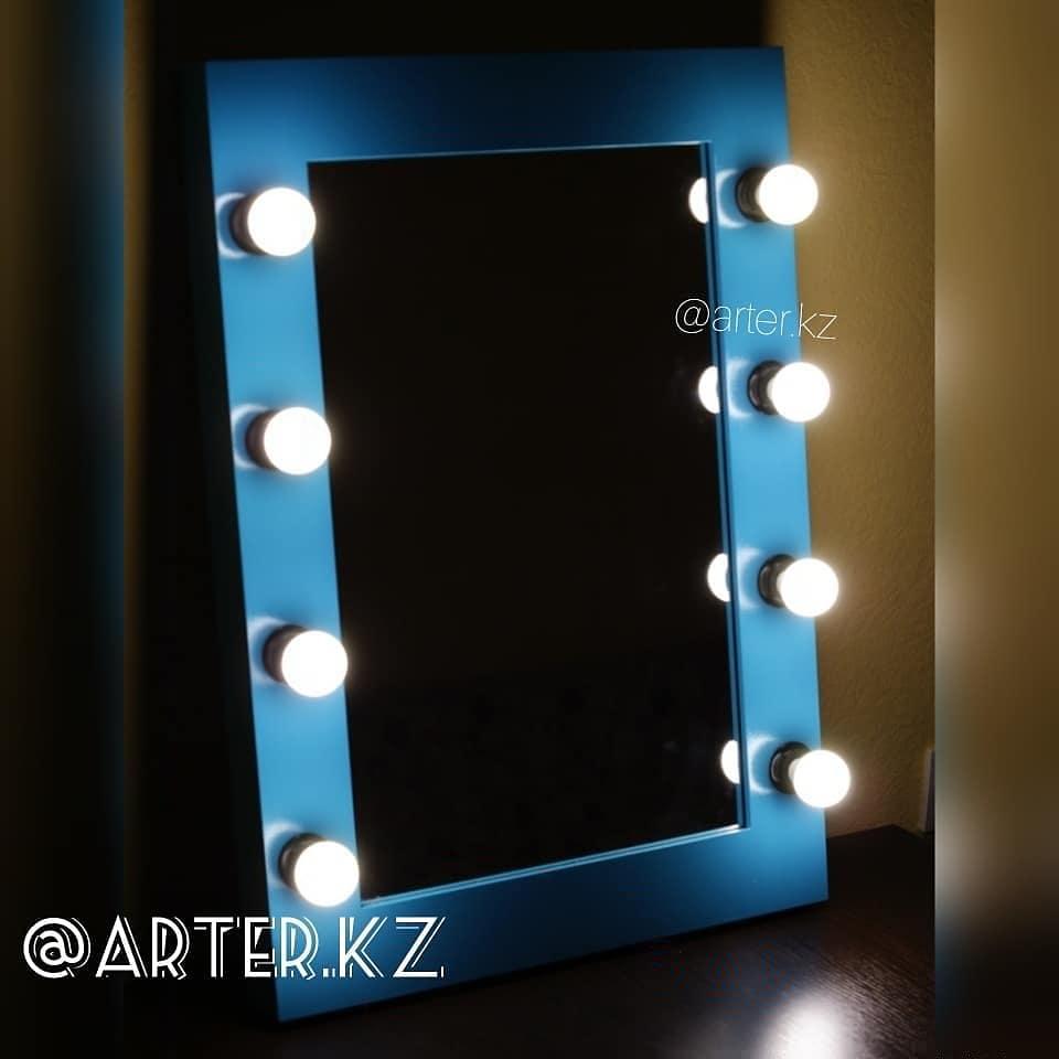 Зеркало грим с подсветкой