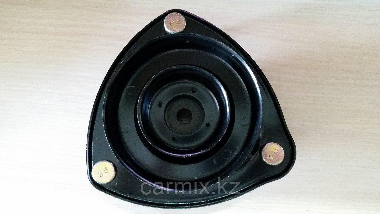 Опора переднего амортизатора (опорная чашка) Mitsubishi Galant DJ1A