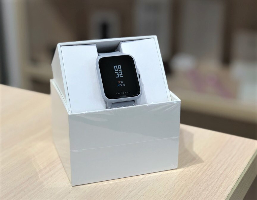 Смарт часы Xiaomi Amazfit Bip ремешок белый - фото 2 - id-p60488056