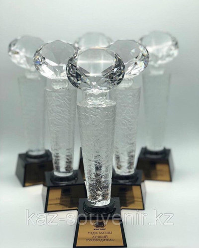 Статуэтки и призы купить в Алматы для награждения от Qaz Souvenir