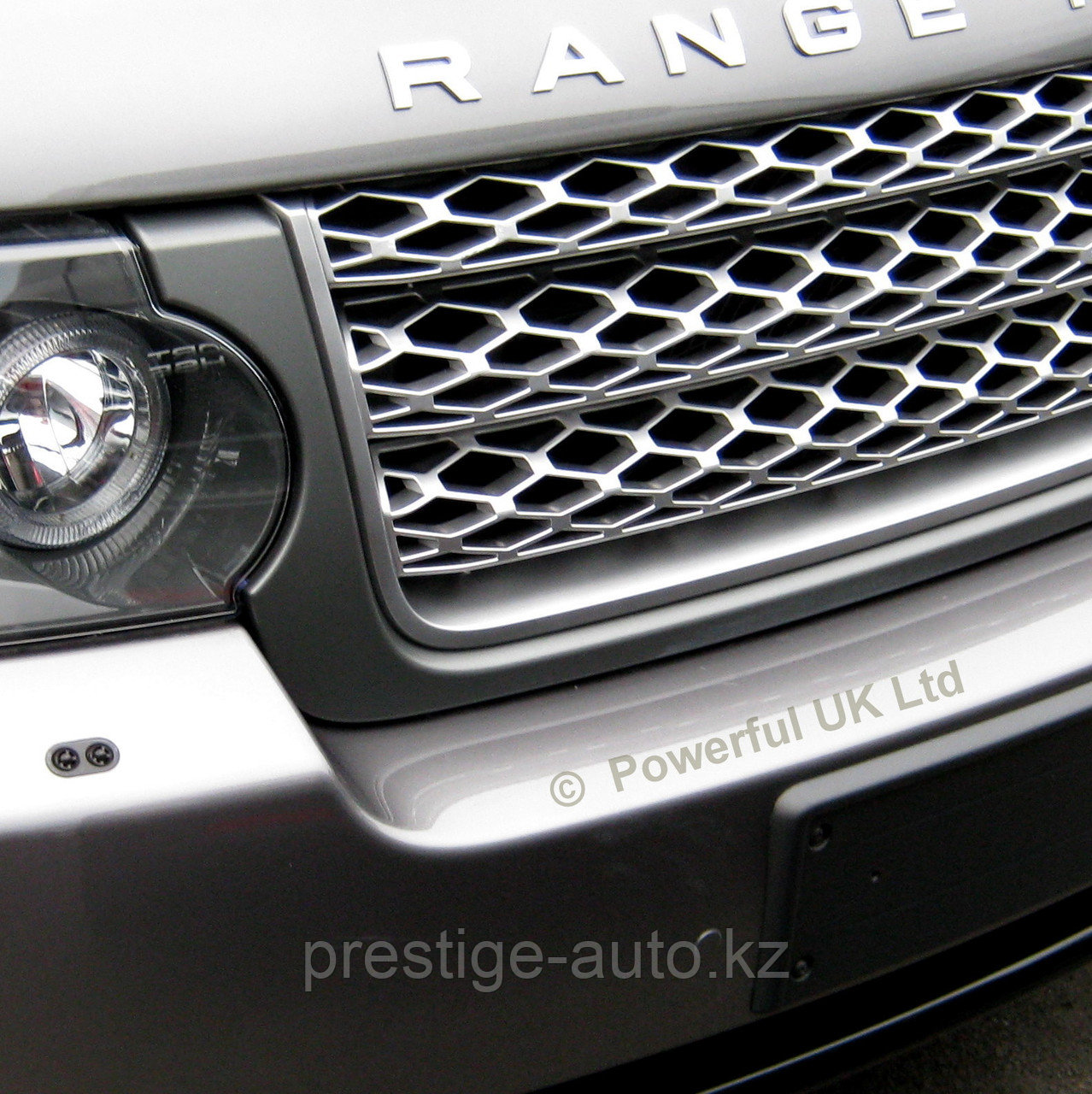 Решётка на Land Rover VOQUE 2010-2012