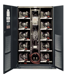 Внешний батарейный шкаф для ИБП 93E, батареи EnerSys 12HX330
