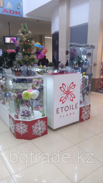 Торговые стойки ЛДСП