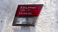 Фонарь на крышку багажника правый Nissan Primera 11