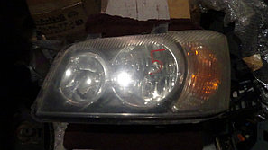 Фара передняя левая Toyota Kluger (Highlander)
