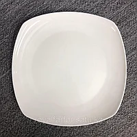 Тарелка квадратная 22 см