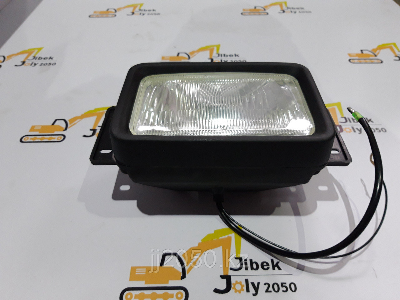 Рабочая фара передняя 2012 г/в