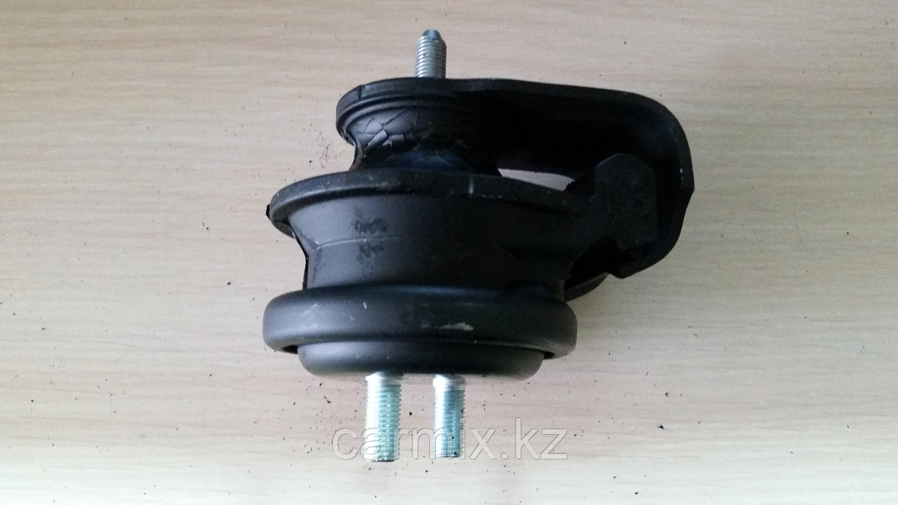 11610-66J01, Подушка двигателя передняя Suzuki Grand Vitara V-2.0, V-2.7, ORIGINAL