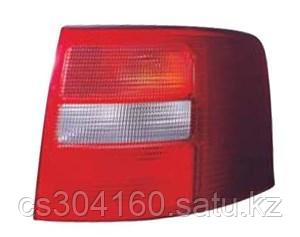 ФОНАРЬ ЗАДНИЙ ПРАВЫЙ (УНИВЕРСАЛ) AUDI A6 (C5) 97-01