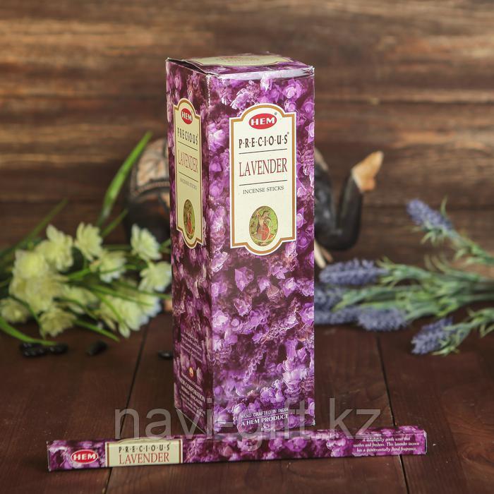 Благовония "HEM Precious Lavender" (Драгоценная лаванда), четырехгранник, 8 палочек