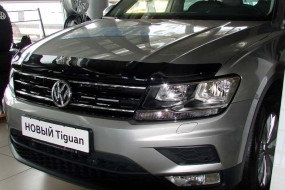 Мухобойка (дефлектор капота) Volkswagen Tiguan 2017+