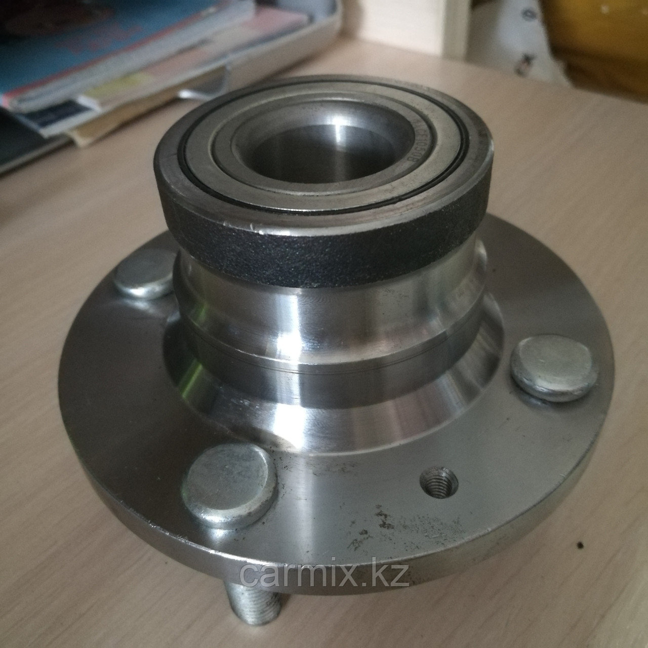 Задняя ступица в сборе MITSUBISHI SPACE RUNNER N64W 2WD