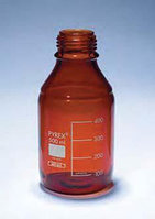 Бутыль для химреактивов из темного стекла под завинчивающуюся крышку d-45 мм, со шкалой (100 мл) (Pyrex)