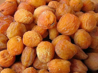 Саженцы абрикоса Кандак Казахстан