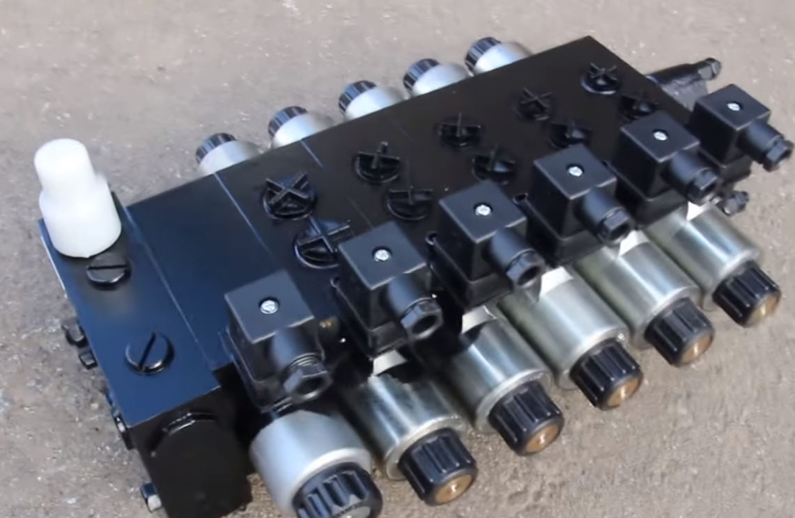 Гидрораспределитель 4РЭ50М-80КЭ