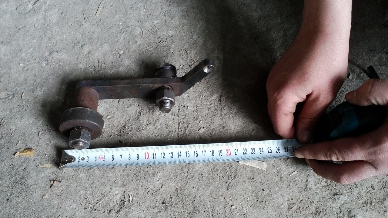 Натяжитель цепи в сборе КО-713. 20.07.000