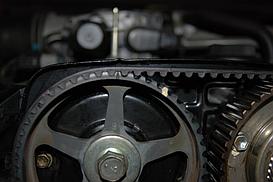 LC 100/200 V-4,7 уақыт белдеуін ауыстыру