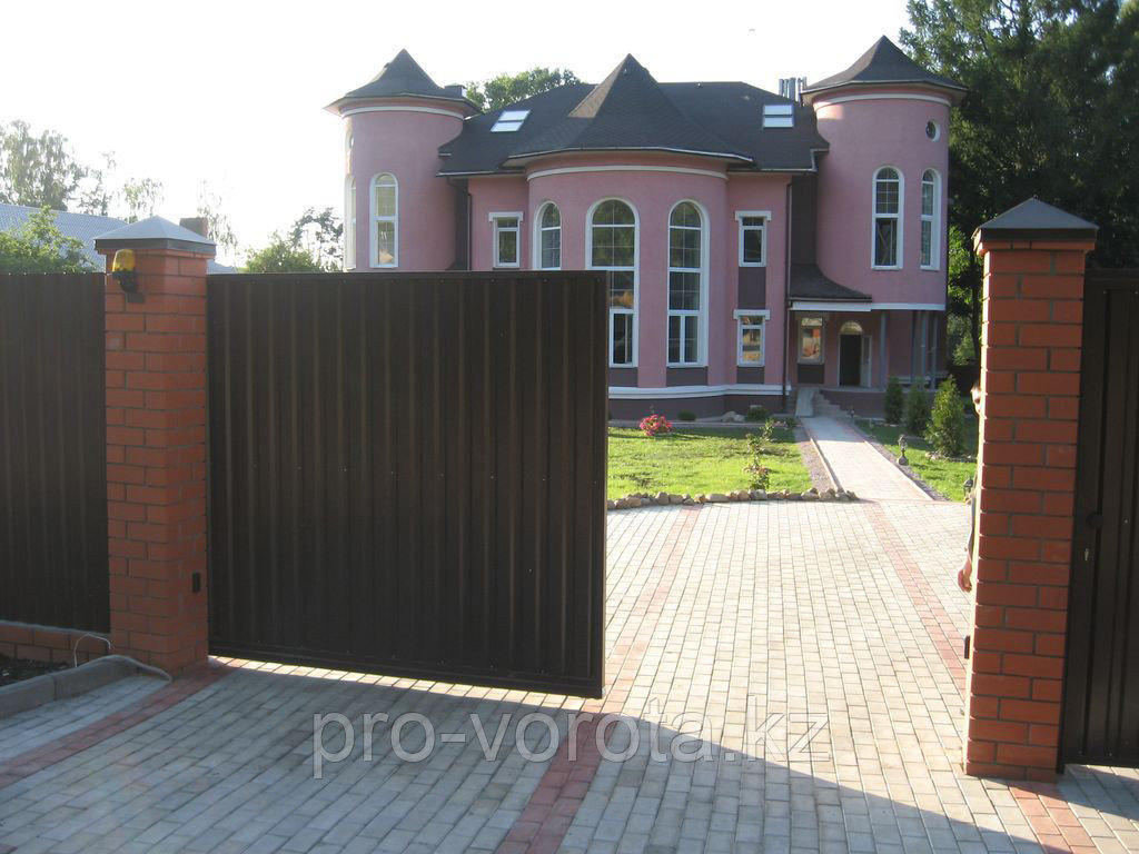 Откатные уличные ворота с заполнением профлистом REVOLUTION-SLD - фото 2 - id-p61461299