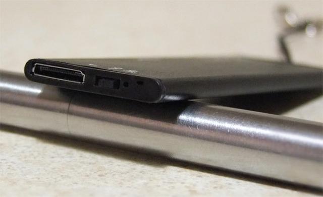 USB-разъем для подключения к компьютеру