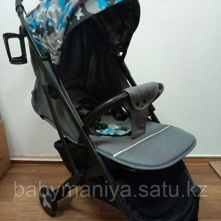Прогулочная коляска Mstar (Baby Grace) Серый Камуфляж