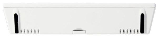 Для установки на стол и другие горизонтальные поверхности в основании устройства имеются ножки