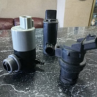 Моторчик омывателя (мотор стеклоомывателя) лобового стекла и фар