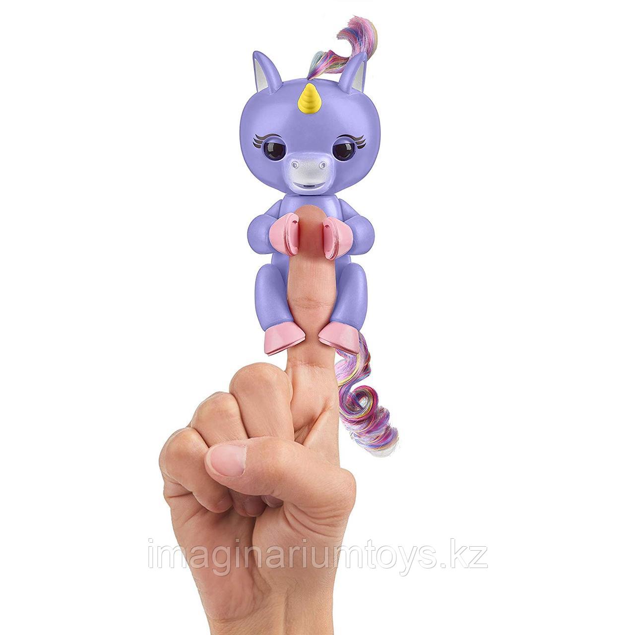 Фингерлингс интерактивния игрушка Fingerlings единорог сиреневый - фото 1 - id-p61829493