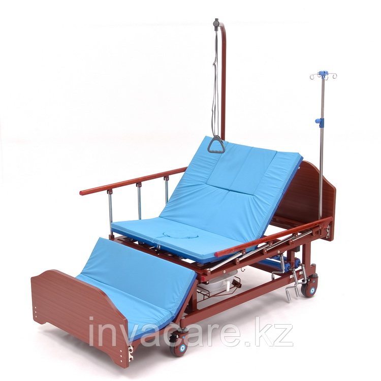 МЕТ REMEKS Медицинская кровать для ухода за лежачими больными с переворотом, туалетом и матрасом - фото 1 - id-p61953786