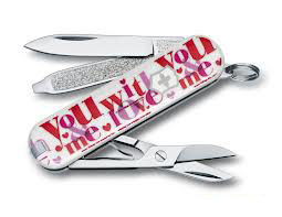 Нож складной карманный Victorinox Loving You, Функционал: Туризм, Кол-во функций: 7 в 1, Цвет: Разноцветный, (