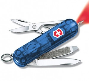 Нож складной карманный Victorinox Signature Light, Функционал: Туризм, Кол-во функций: 7 в 1, Цвет: Синий (про