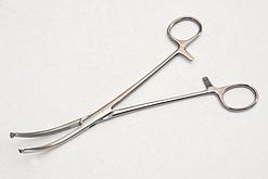 Зажим с кремальерой для крепления белья к брюшине (З-38)  Микулича