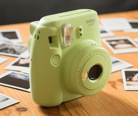 Фотоаппарат моментальной печати Fujifilm Instax Mini 9 (Зелёный лайм) - фото 1 - id-p62008308