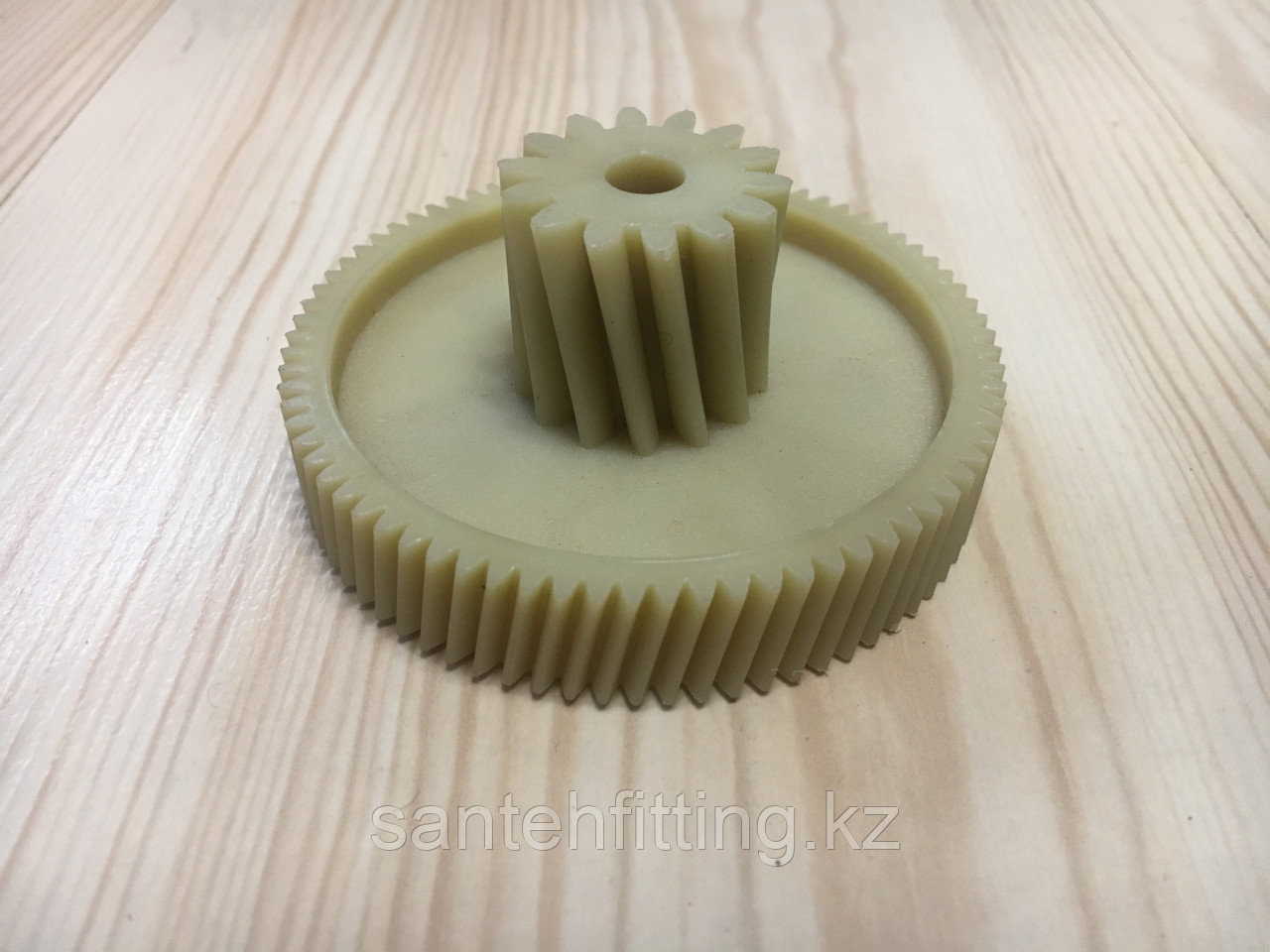 Шестерня мясорубки Saturn