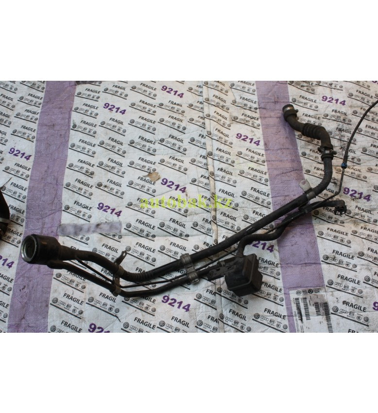 Горловина бензобака toyota 4runner 215 2003-2009