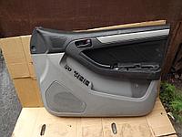 Обшивка передней правой двери toyota 4runner 215 2003-2009