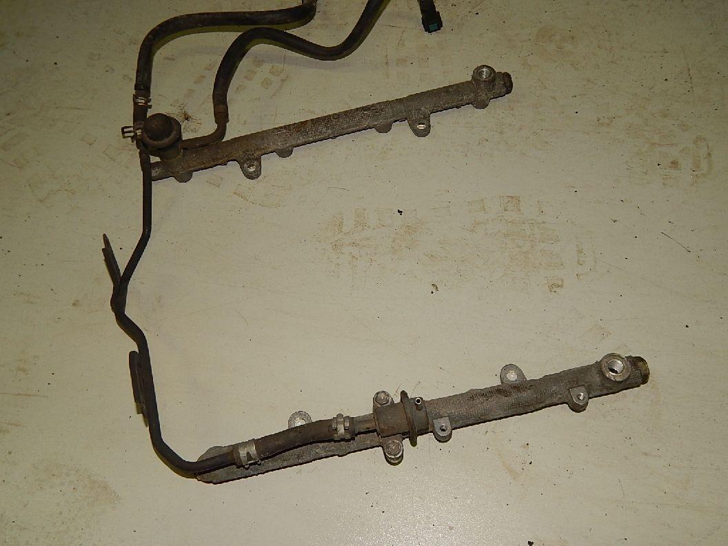 Рейка топливная (без форсунок) 4.7 toyota 4runner 215 2003-2009