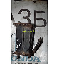 Крепление усилителя переднего бампера левое (рестайлинг) toyota 4runner 215 2005-2009