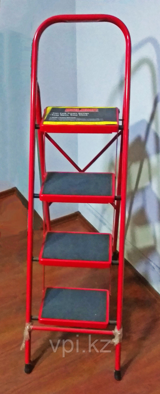 Лестница стремянка, стальная, 4 ступени BOLEMA