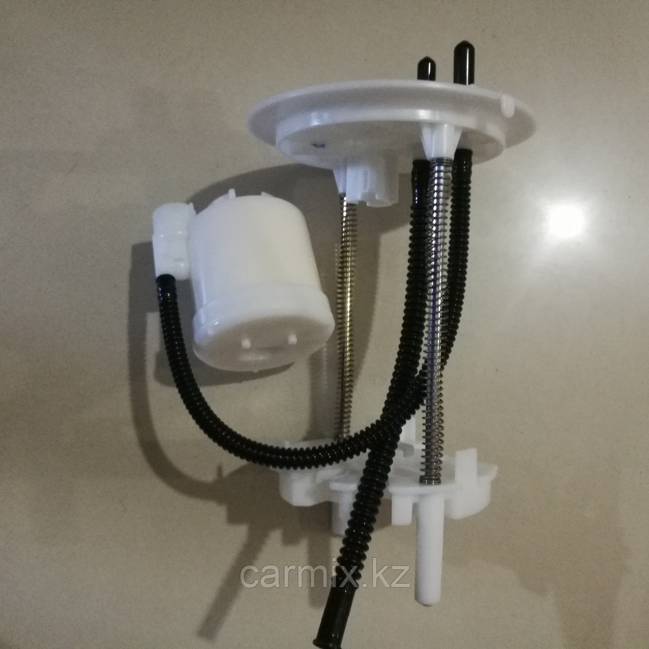 Фильтр топливный GX470 UZJ120