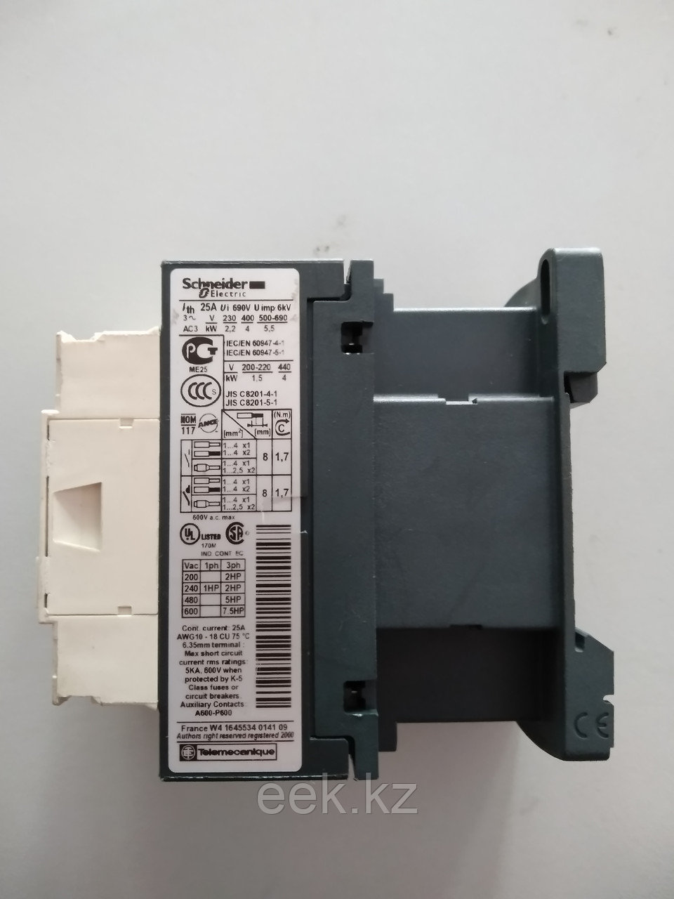 Контактор LC1D09M7 25А uКат ~220В
